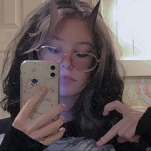 Meet your Posher, Shae